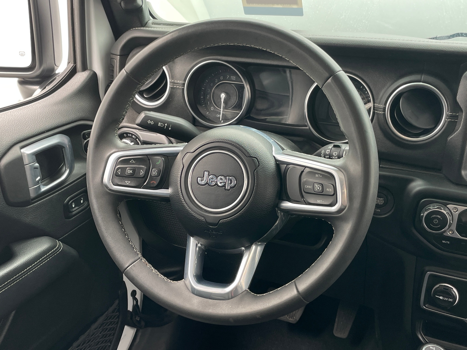 Thumbnail: 2023 Jeep Wrangler - 4