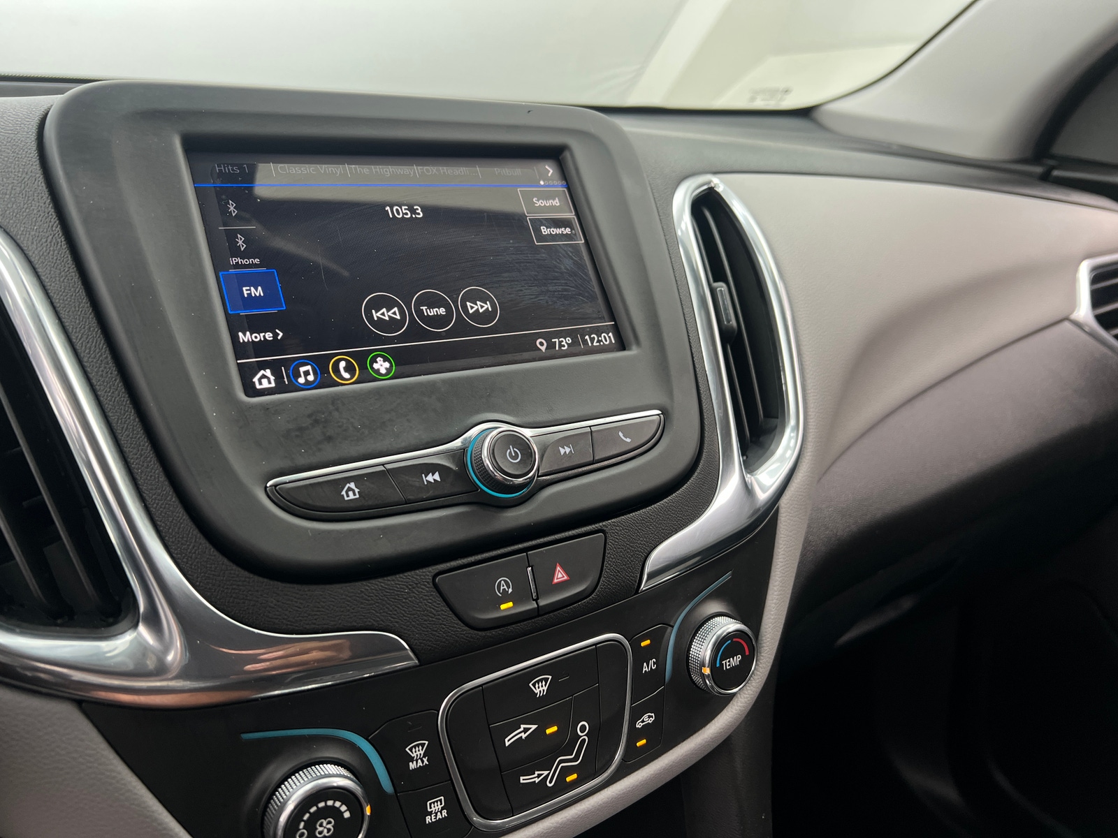 Thumbnail: 2024 Chevrolet Equinox - 4