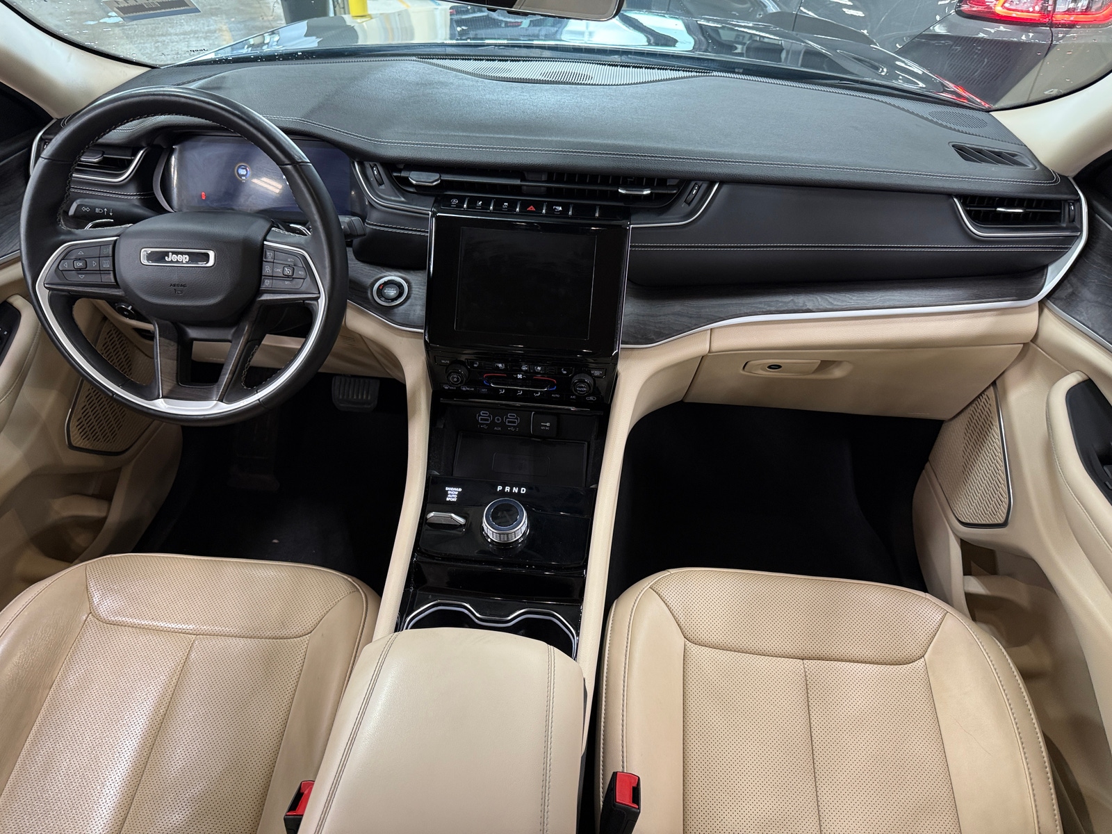 Thumbnail: 2022 Jeep Grand Cherokee - 2