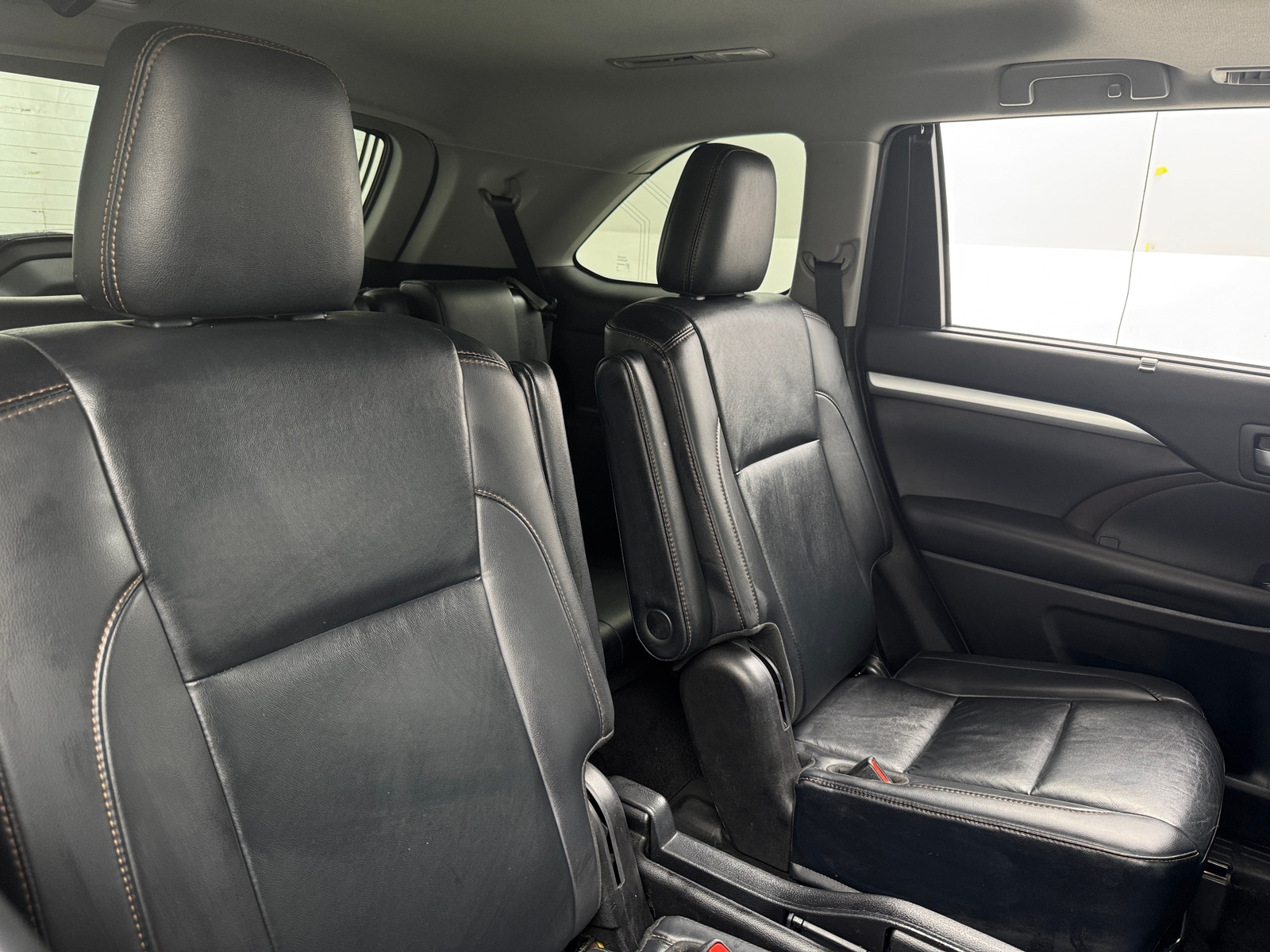 Thumbnail: 2019 Toyota Highlander - 5