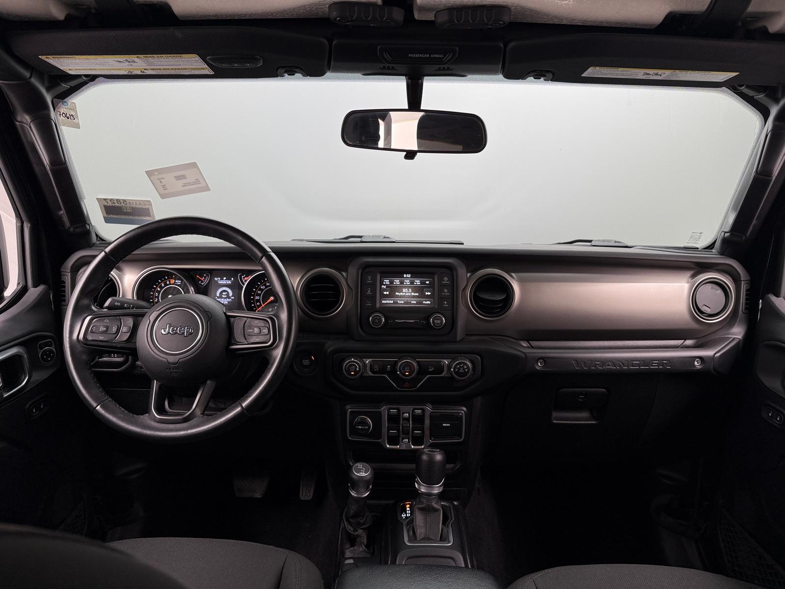 Thumbnail: 2018 Jeep Wrangler - 3