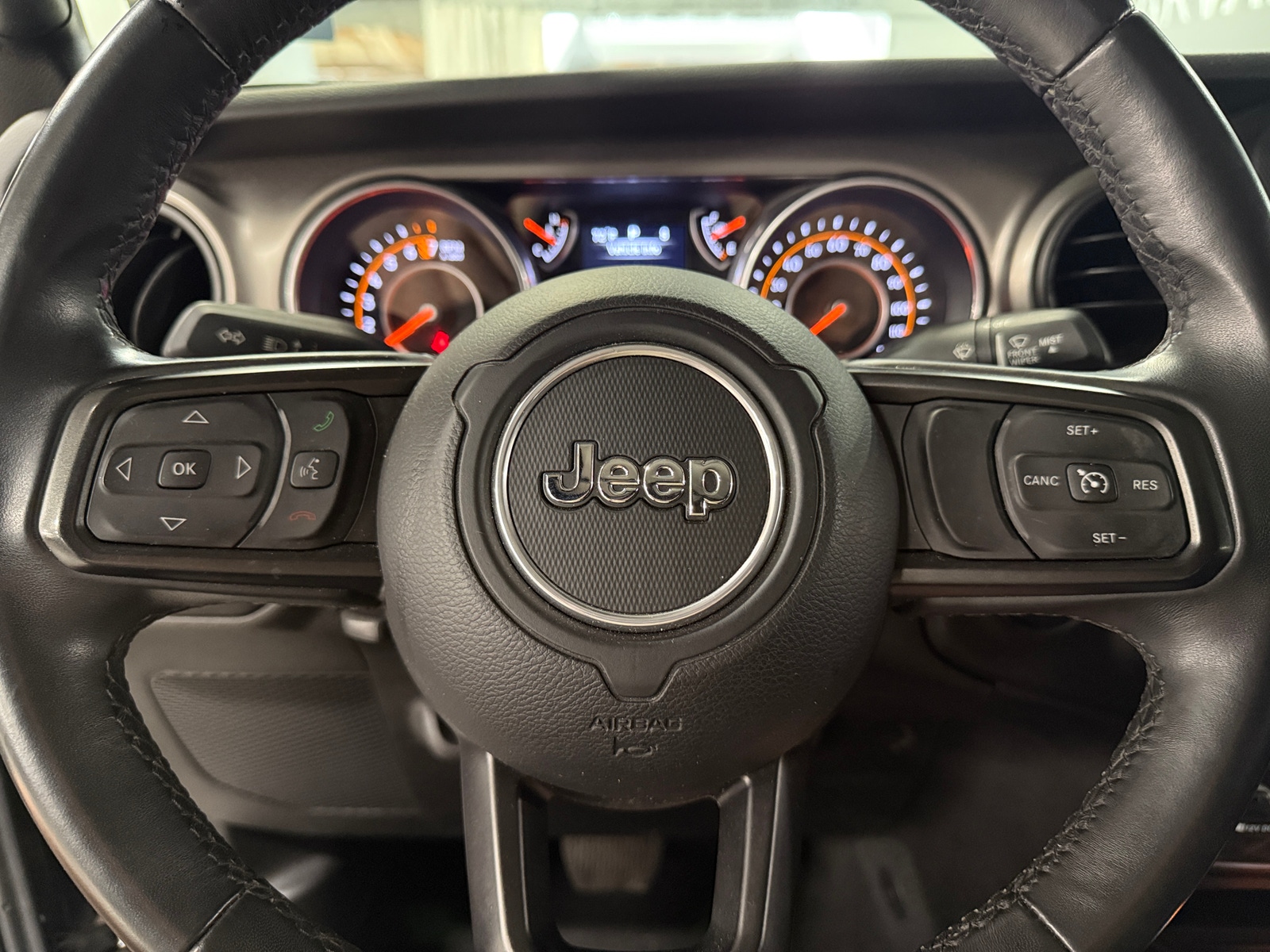 Thumbnail: 2018 Jeep Wrangler - 5