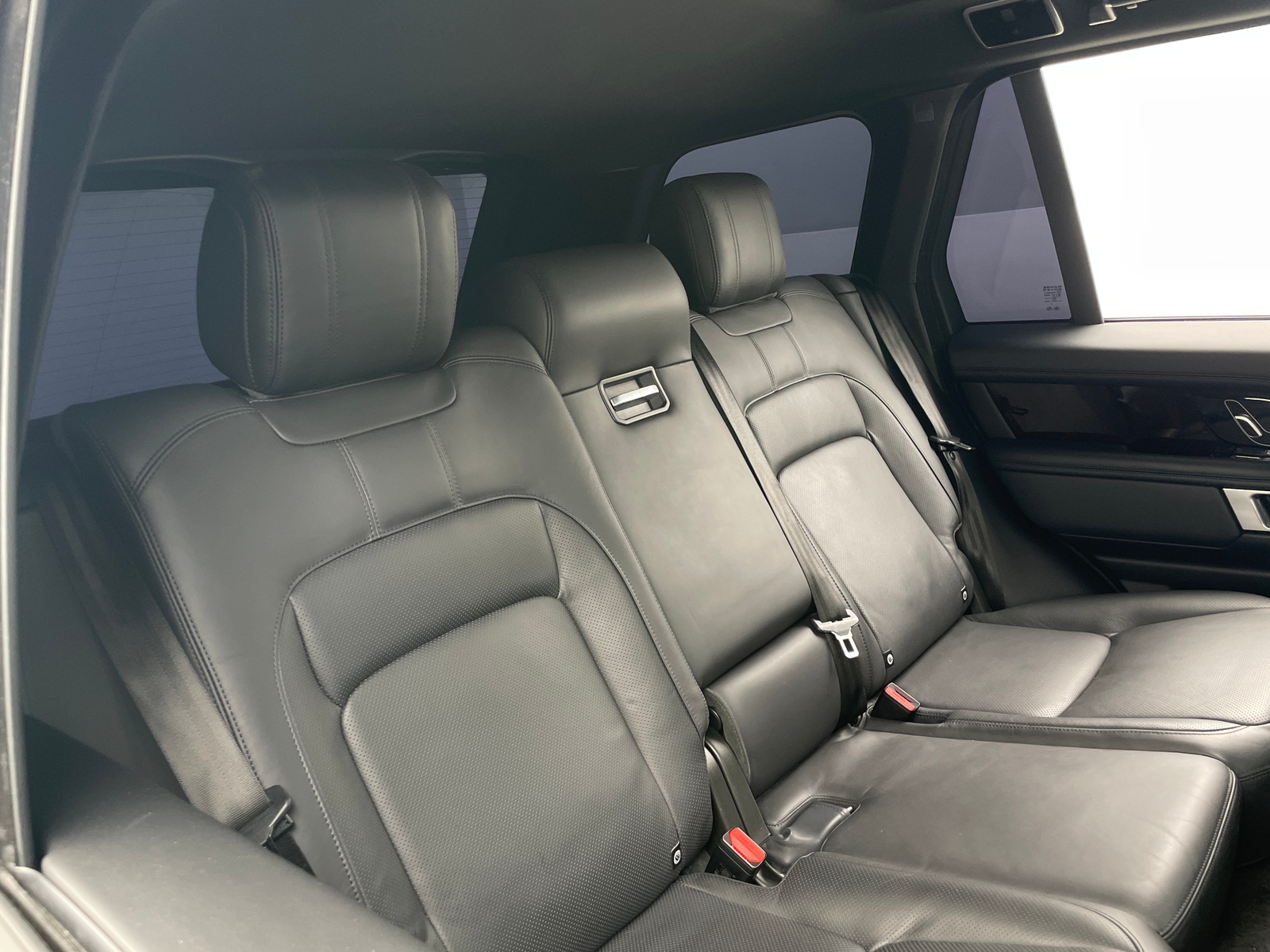 Thumbnail: 2019 Land Rover Range Rover - 5