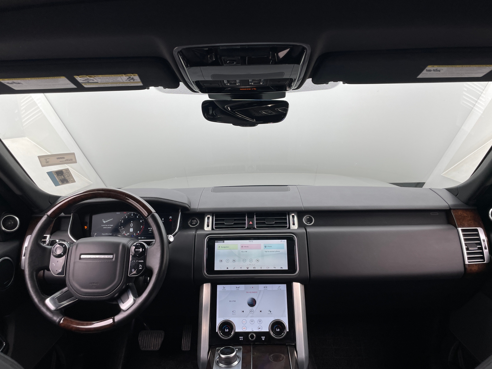 Thumbnail: 2019 Land Rover Range Rover - 2
