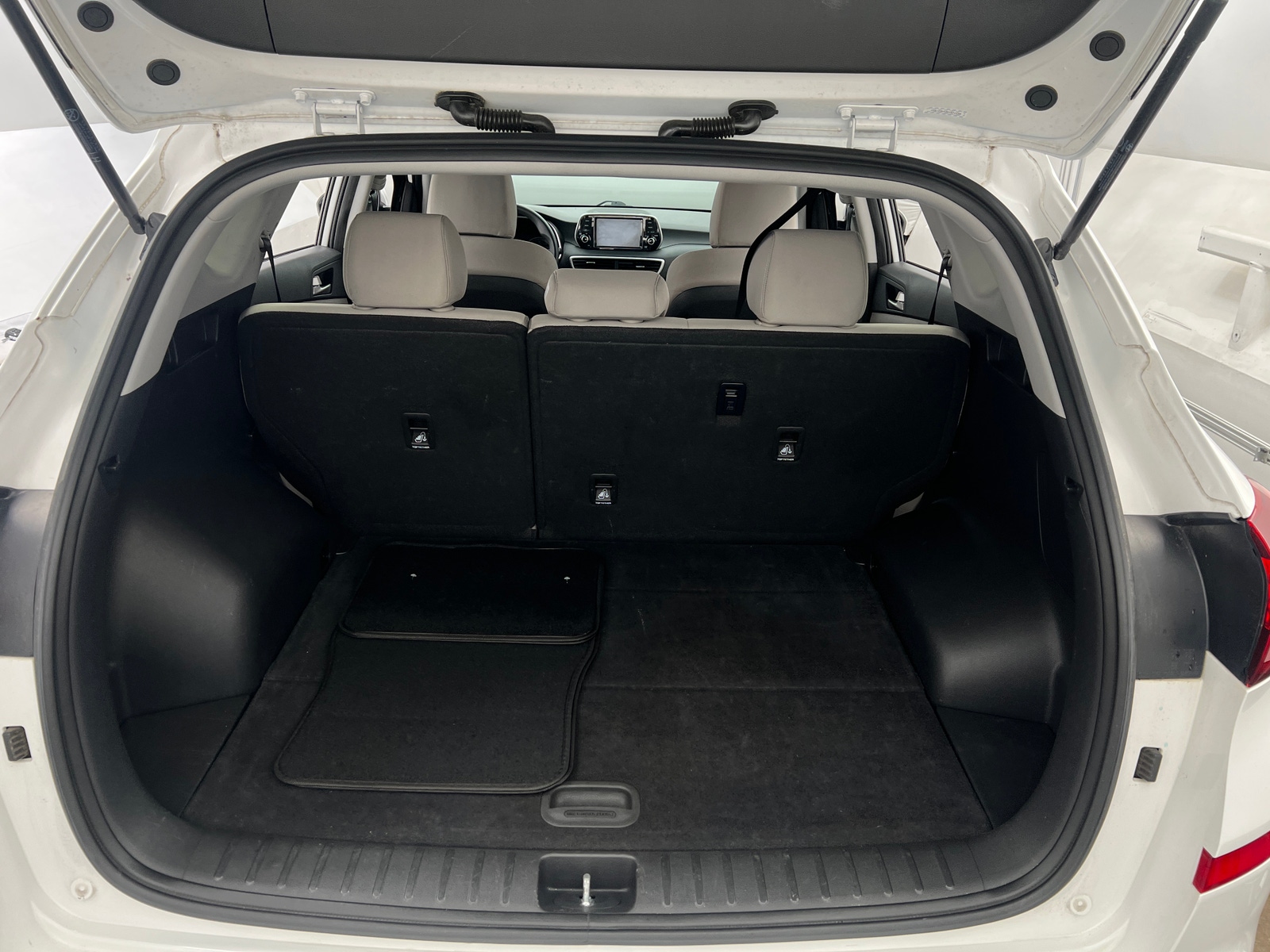 Thumbnail: 2019 Hyundai Tucson - 7