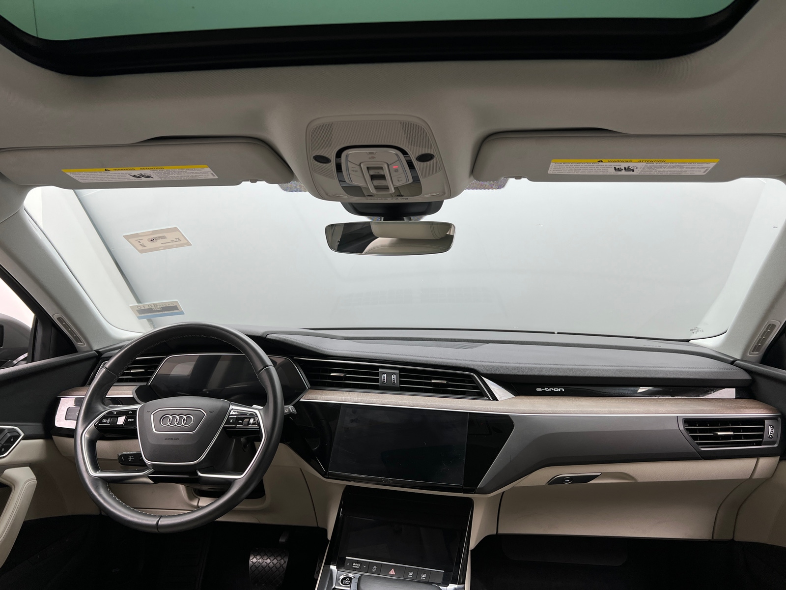 Thumbnail: 2024 Audi Q8 e-tron - 2