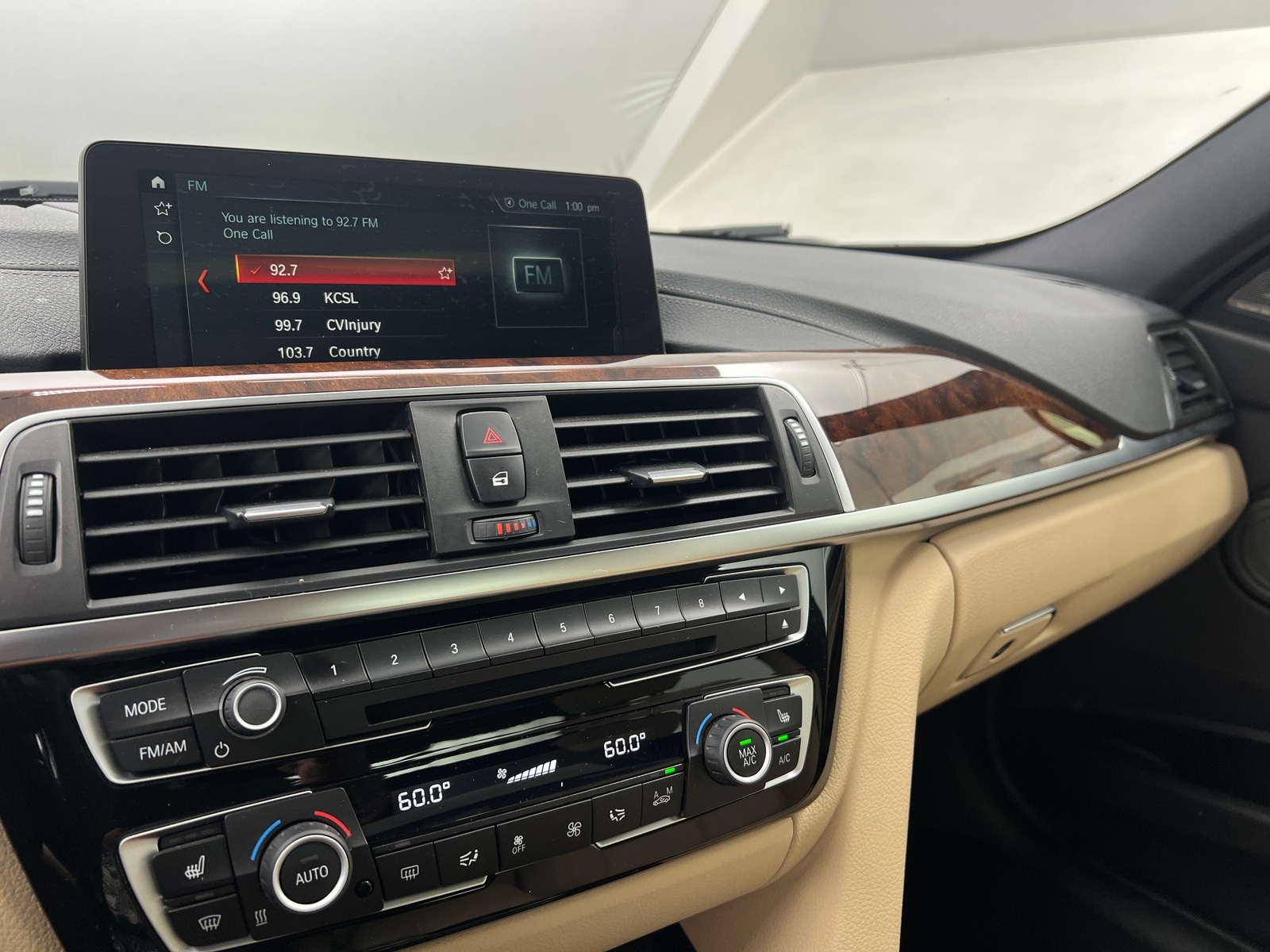 Thumbnail: 2018 BMW 3 Series - 3