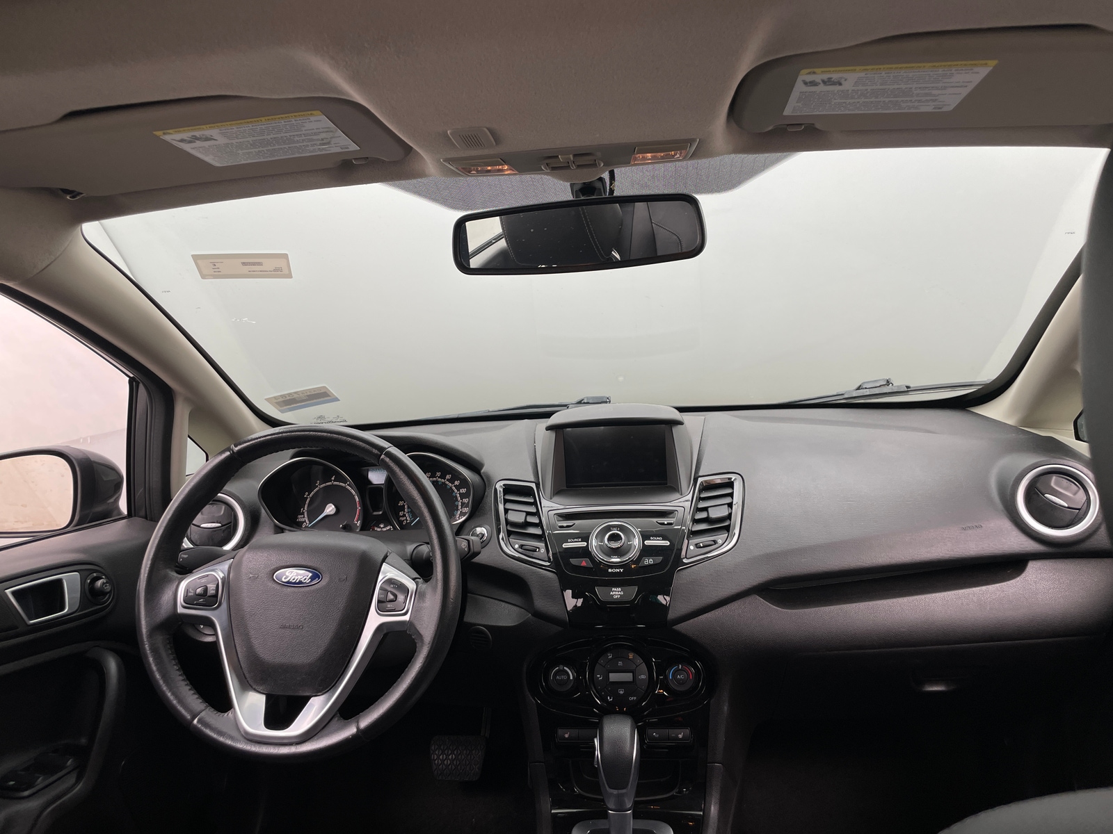 Thumbnail: 2016 Ford Fiesta - 2