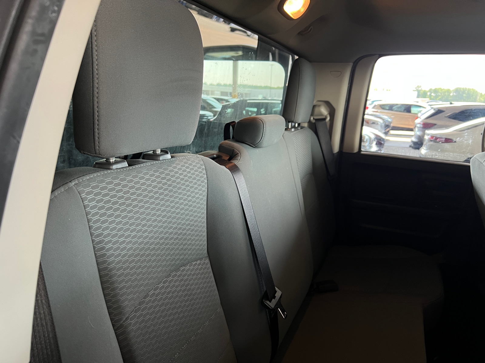 Thumbnail: 2019 RAM 1500 Classic - 6