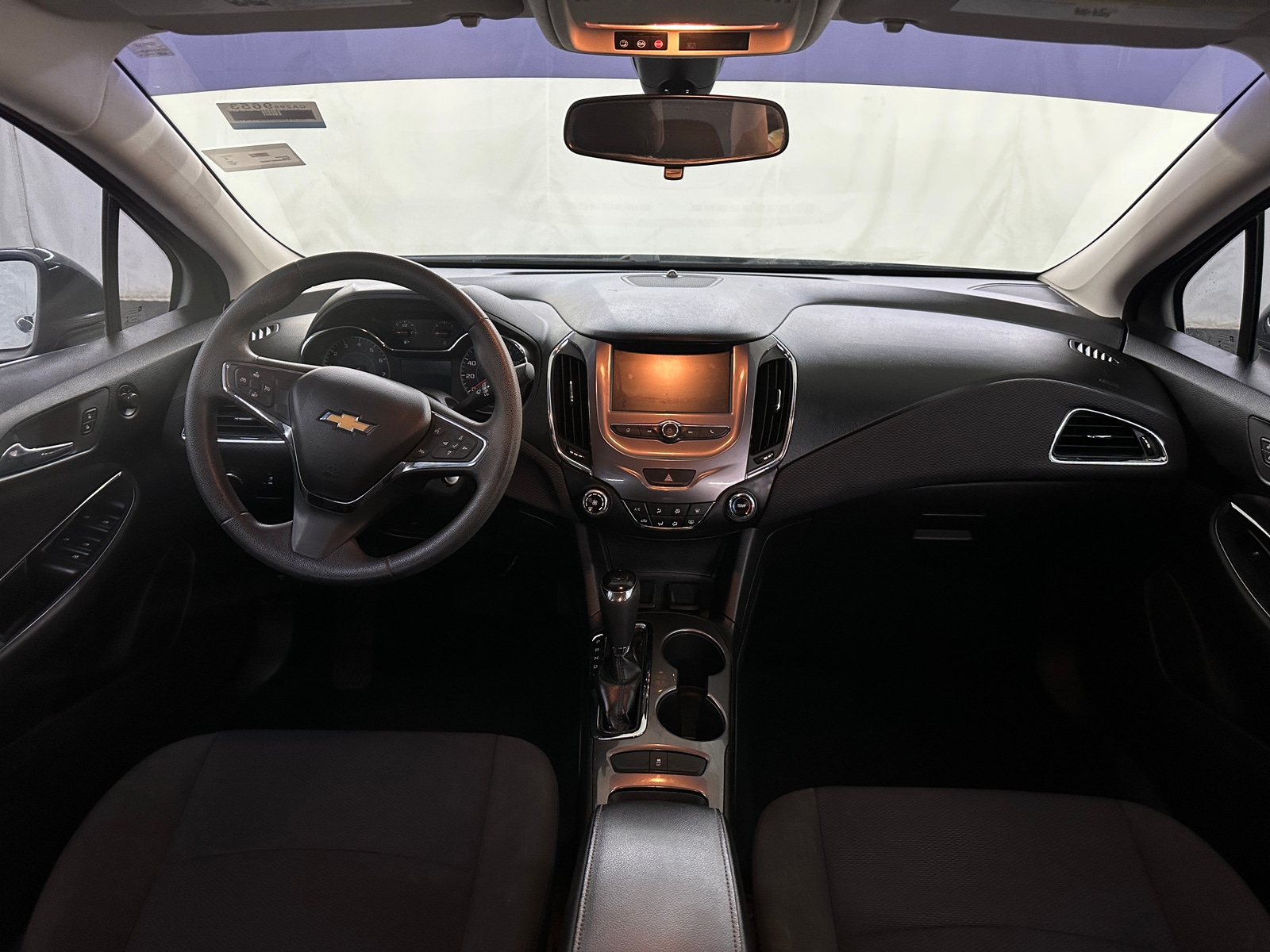 Thumbnail: 2017 Chevrolet Cruze - 3
