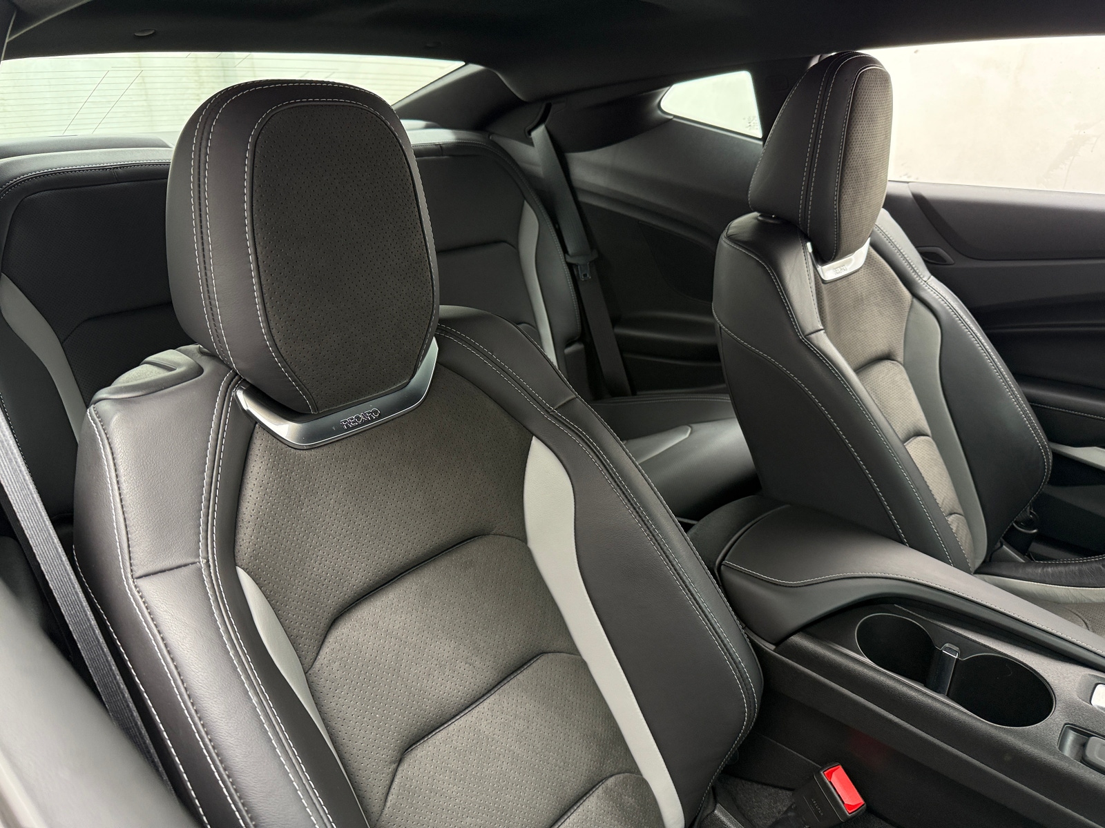 Thumbnail: 2018 Chevrolet Camaro - 2