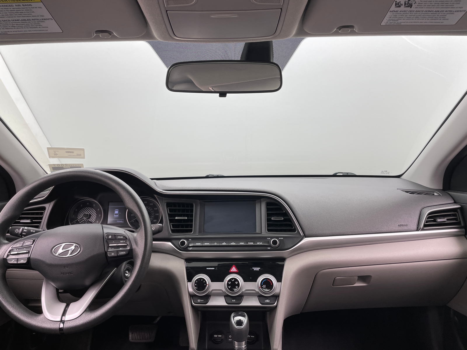 Thumbnail: 2019 Hyundai Elantra - 3