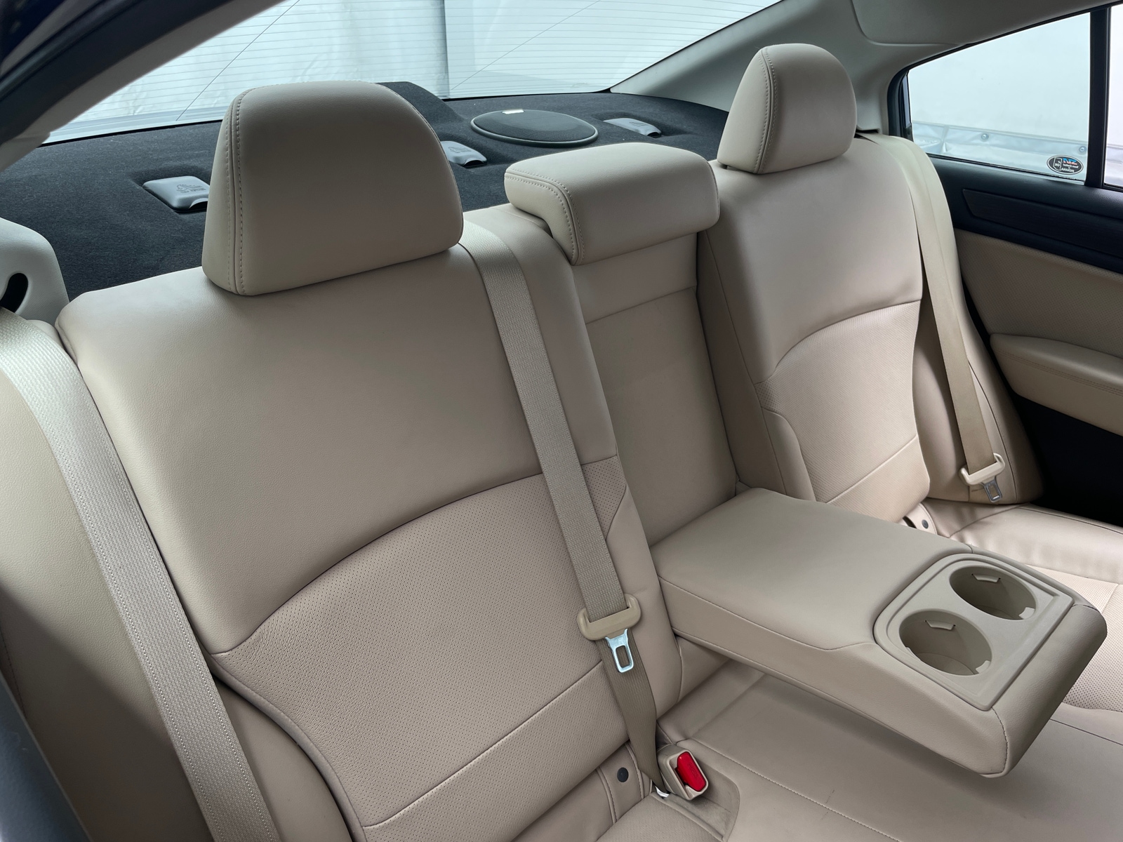 Thumbnail: 2015 Subaru Legacy - 5