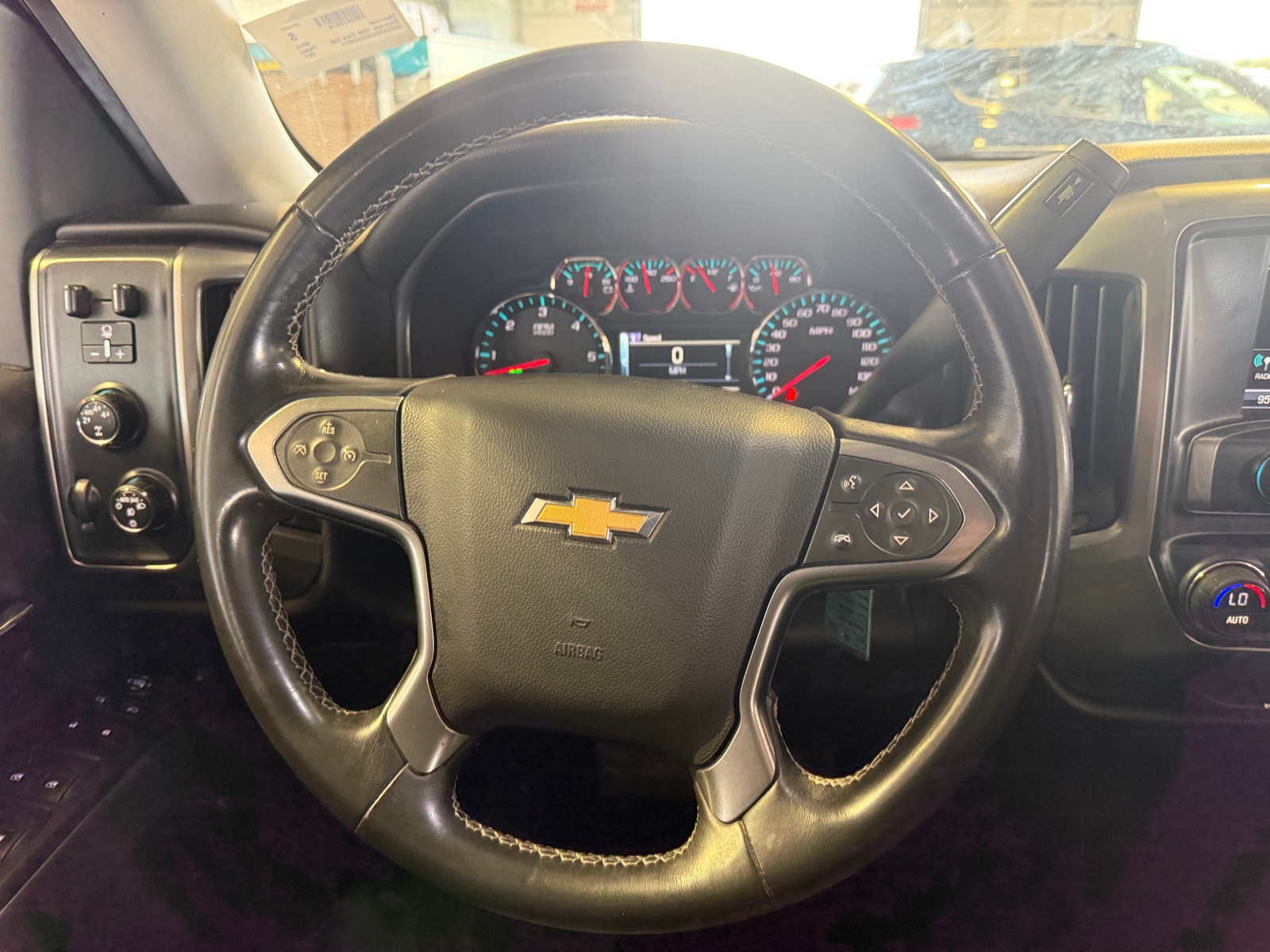 Thumbnail: 2016 Chevrolet Silverado 1500 - 5