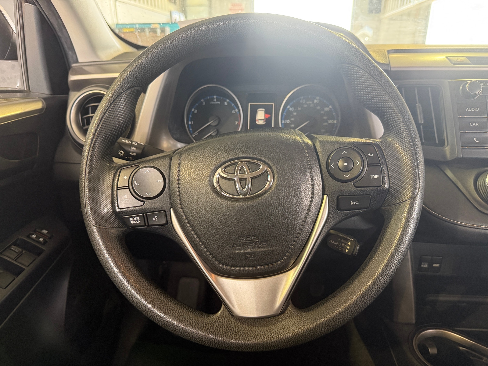 Thumbnail: 2018 Toyota RAV4 - 5