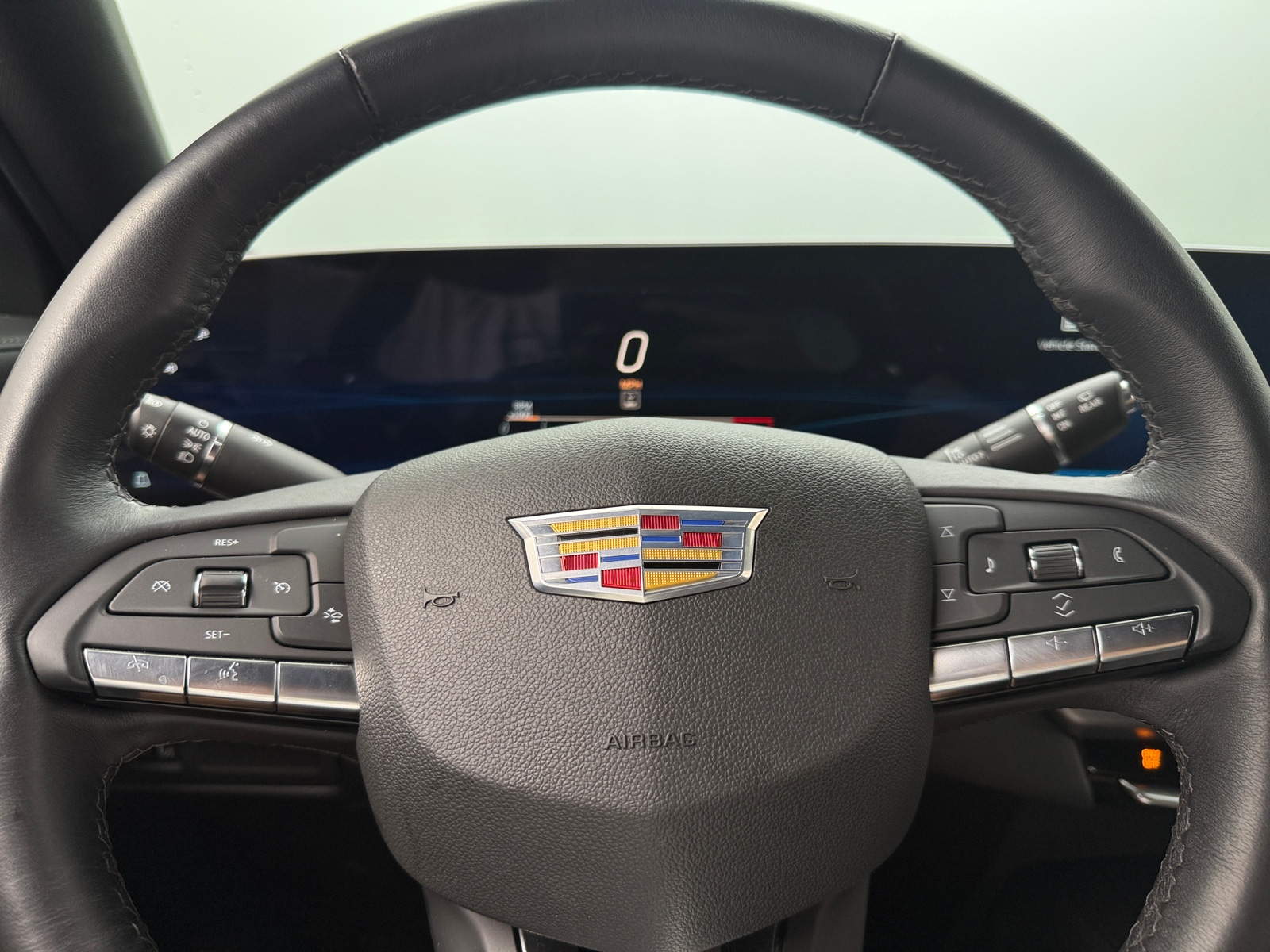 Thumbnail: 2024 Cadillac XT4 - 4