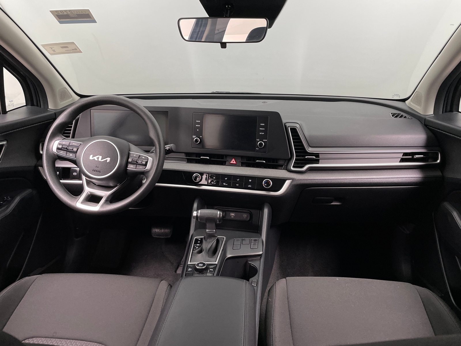 Thumbnail: 2024 Kia Sportage - 3