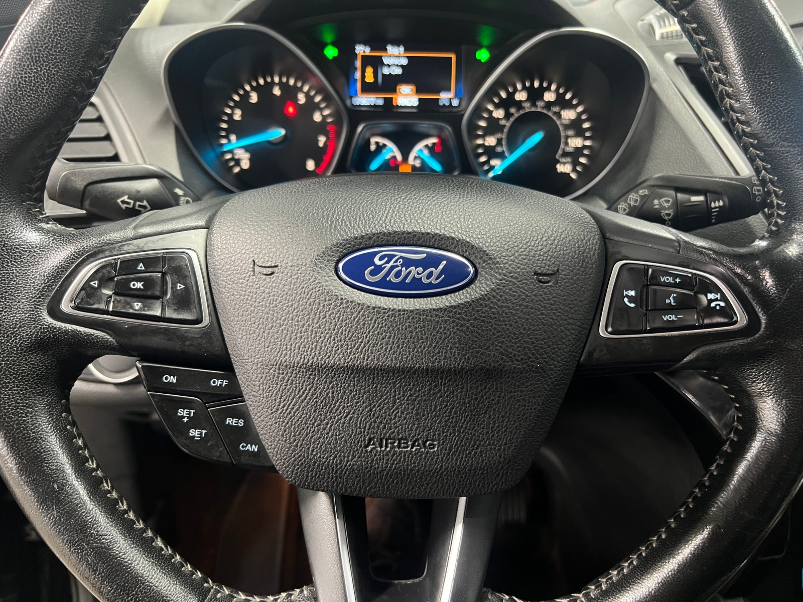 Thumbnail: 2019 Ford Escape - 4