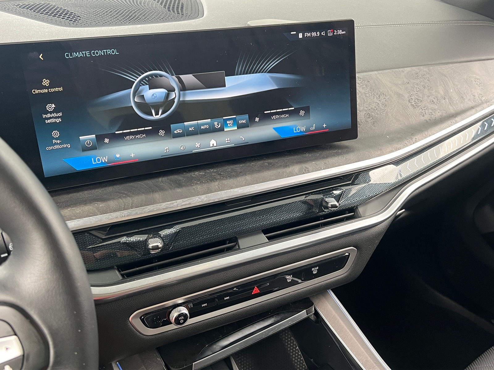 Thumbnail: 2025 BMW X5 - 3