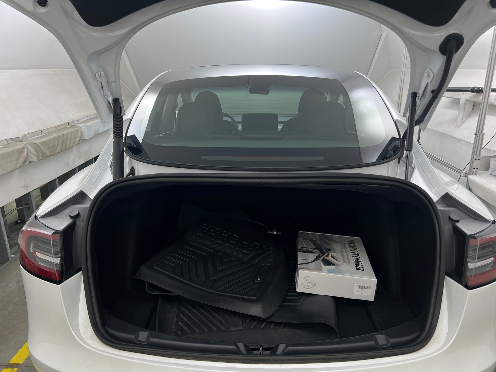 Thumbnail: 2023 Tesla Model 3 - 6