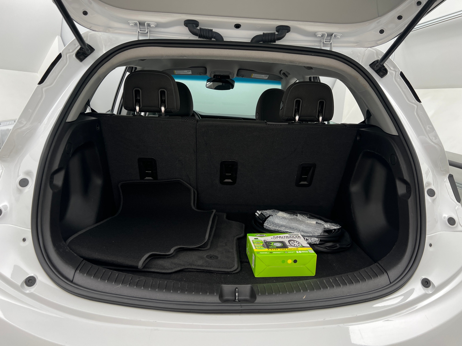 Thumbnail: 2023 Chevrolet Bolt EV - 7
