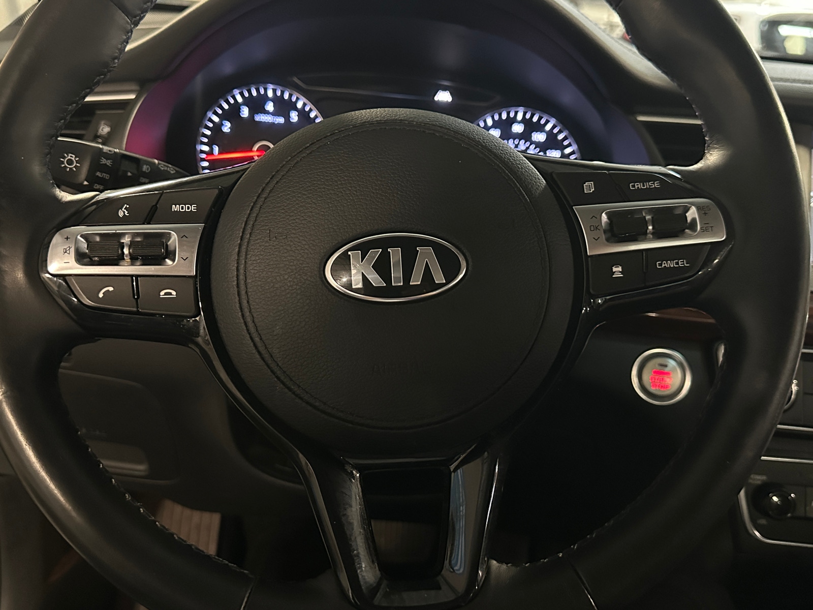 Thumbnail: 2019 Kia Cadenza - 4