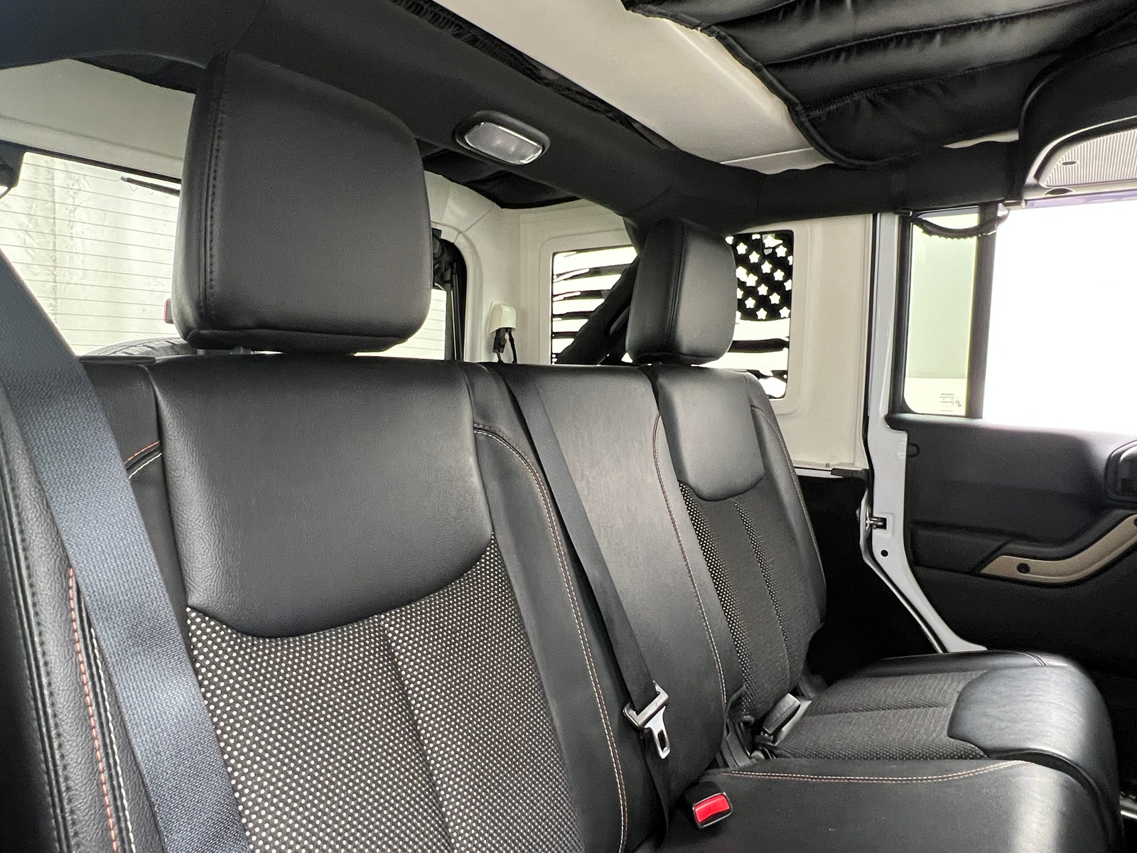 Thumbnail: 2016 Jeep Wrangler - 5