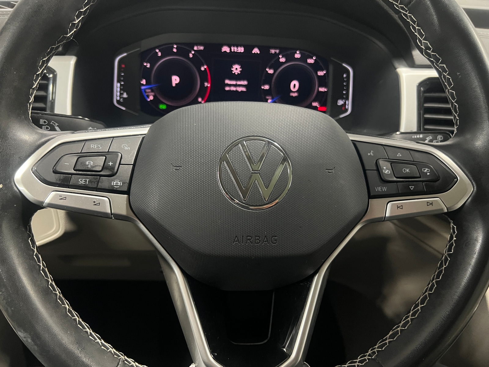 Thumbnail: 2022 Volkswagen Atlas - 4