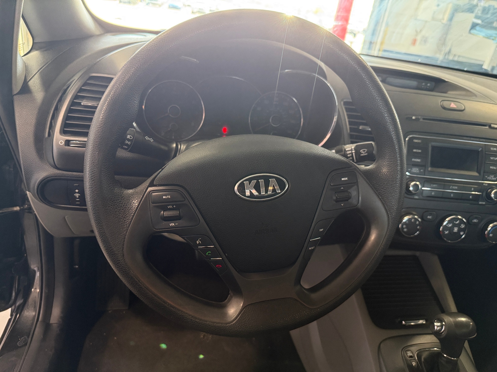 Thumbnail: 2015 Kia Forte - 5