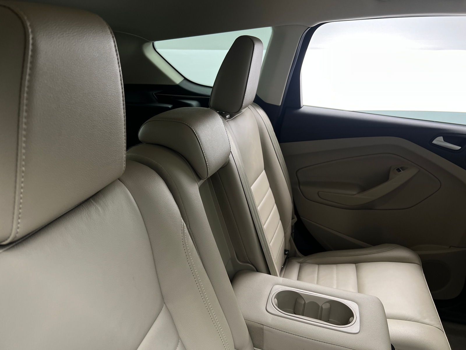Thumbnail: 2016 Ford Escape - 5