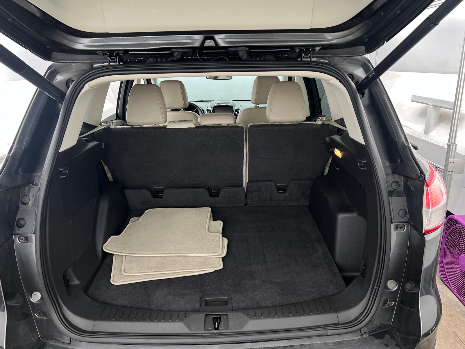 Thumbnail: 2016 Ford Escape - 6