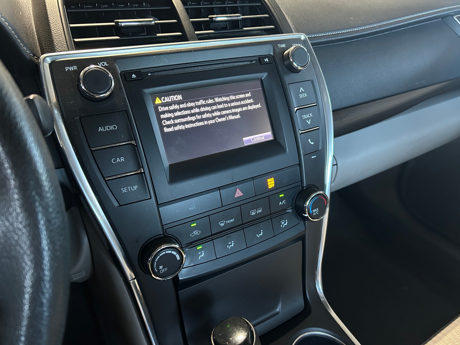 Thumbnail: 2017 Toyota Camry - 4