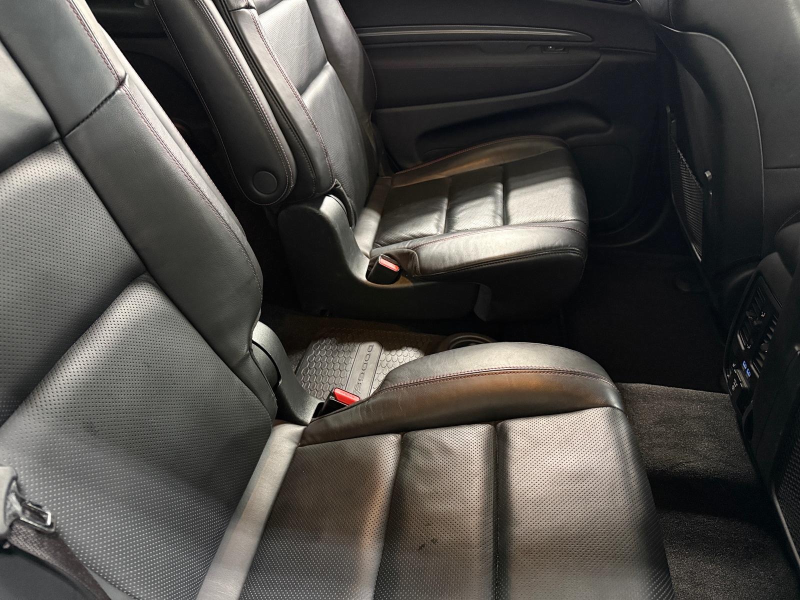 Thumbnail: 2022 Dodge Durango - 5