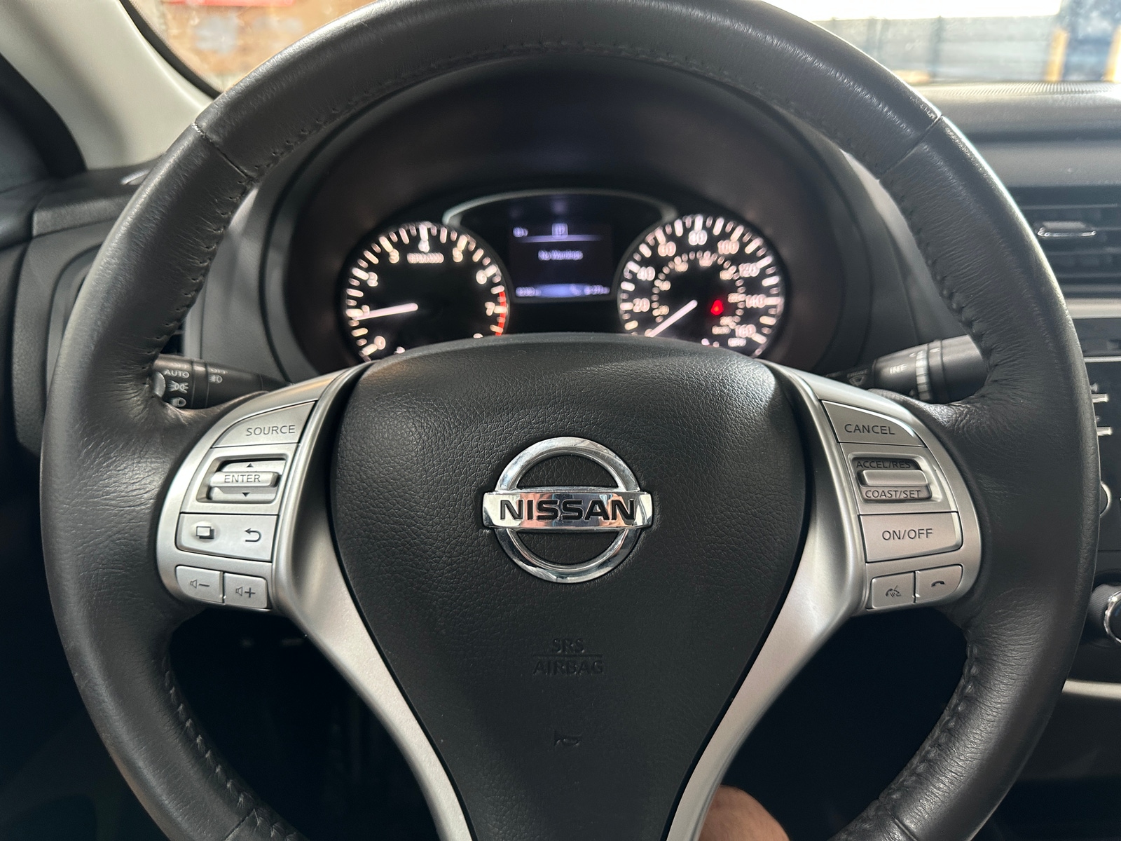 Thumbnail: 2017 Nissan Altima - 5