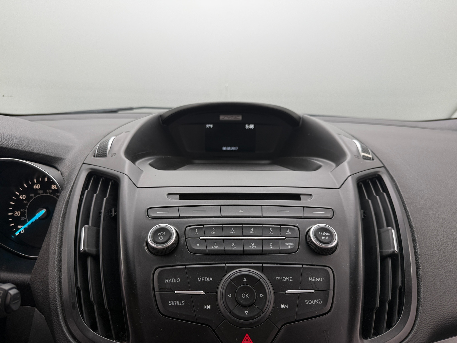 Thumbnail: 2017 Ford Escape - 4