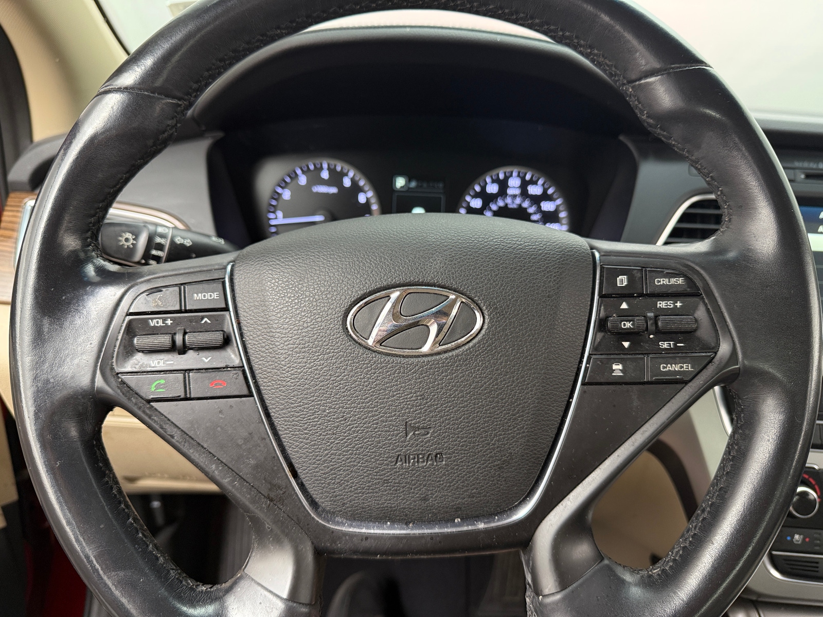 Thumbnail: 2017 Hyundai Sonata - 4