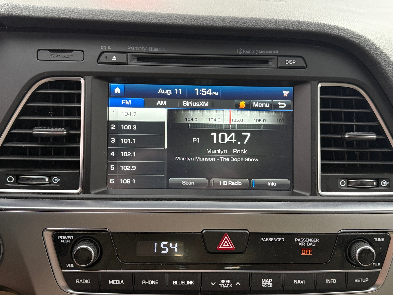 Thumbnail: 2017 Hyundai Sonata - 3