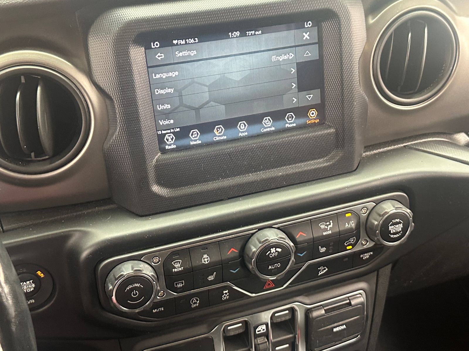 Thumbnail: 2019 Jeep Wrangler - 4