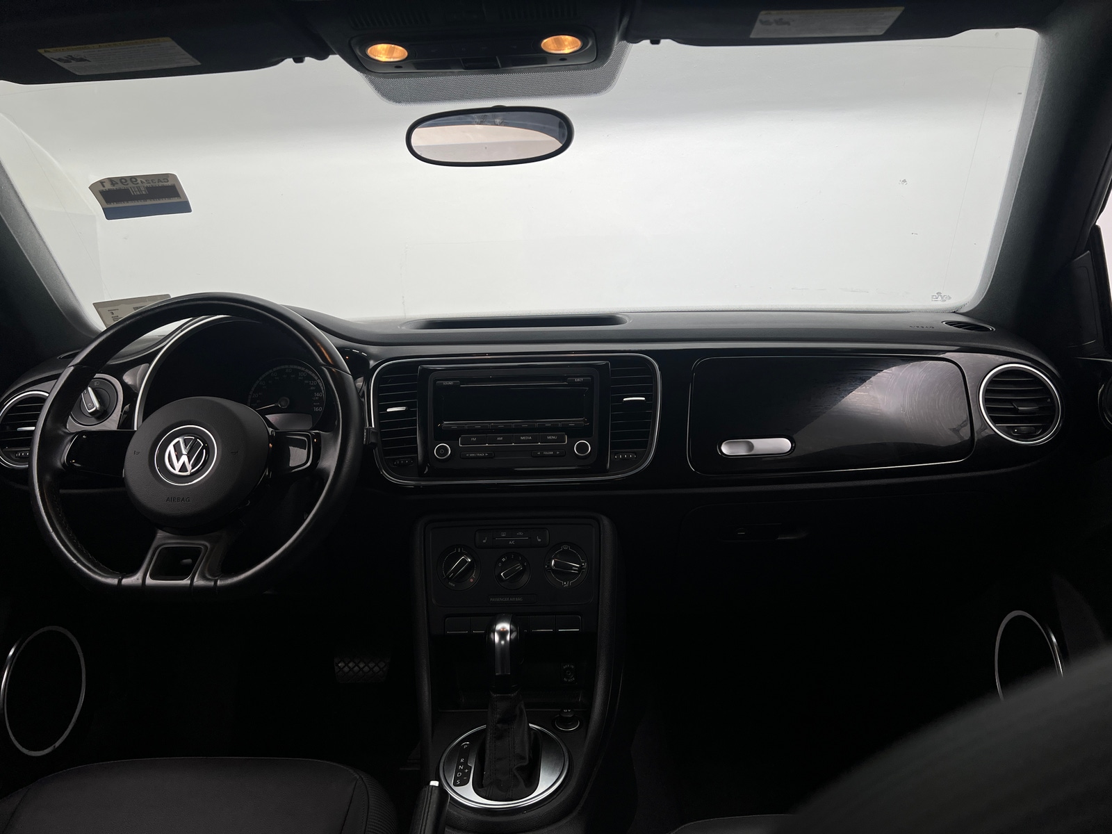 Thumbnail: 2013 Volkswagen Beetle - 3