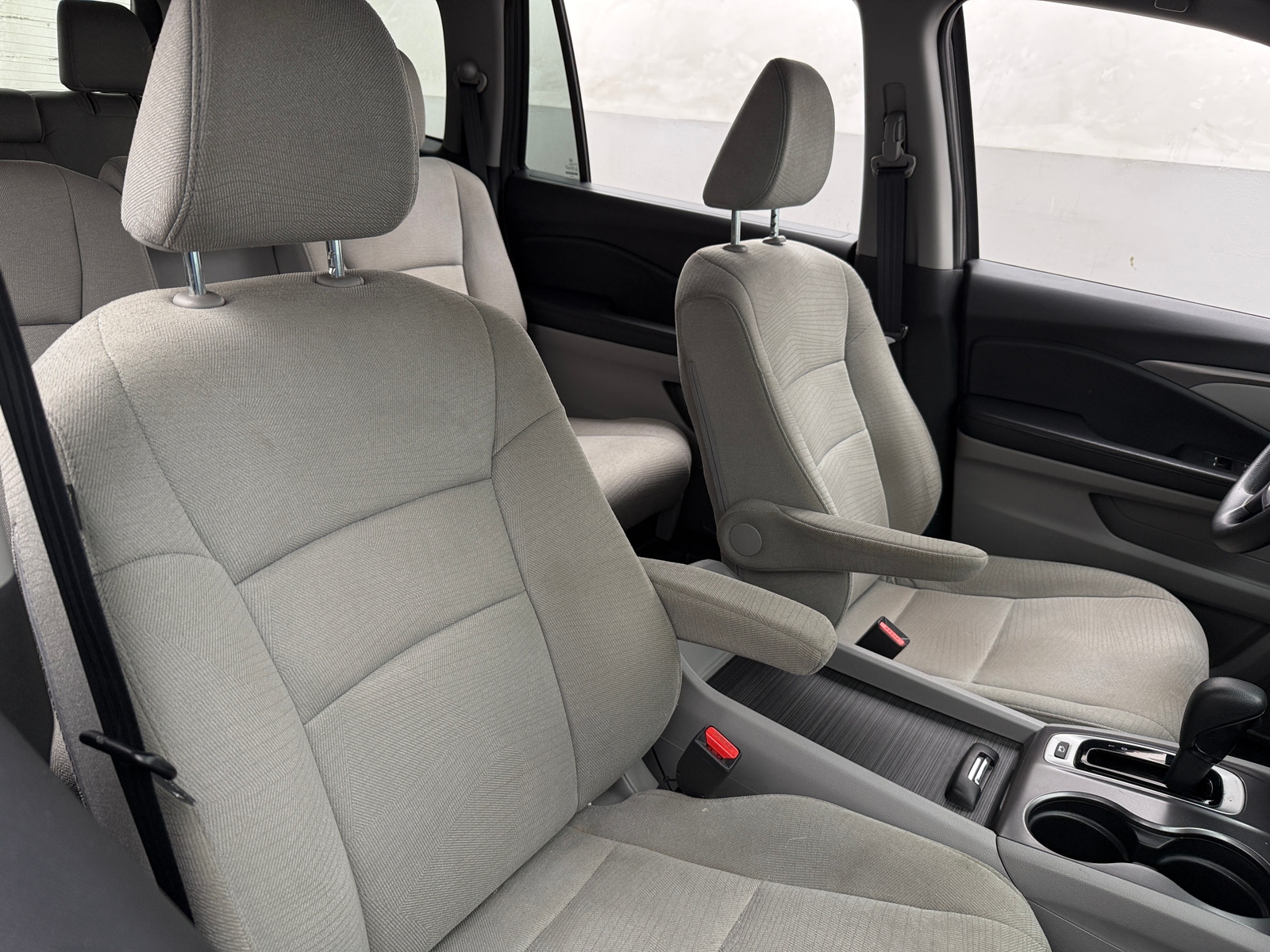 Thumbnail: 2017 Honda Pilot - 2