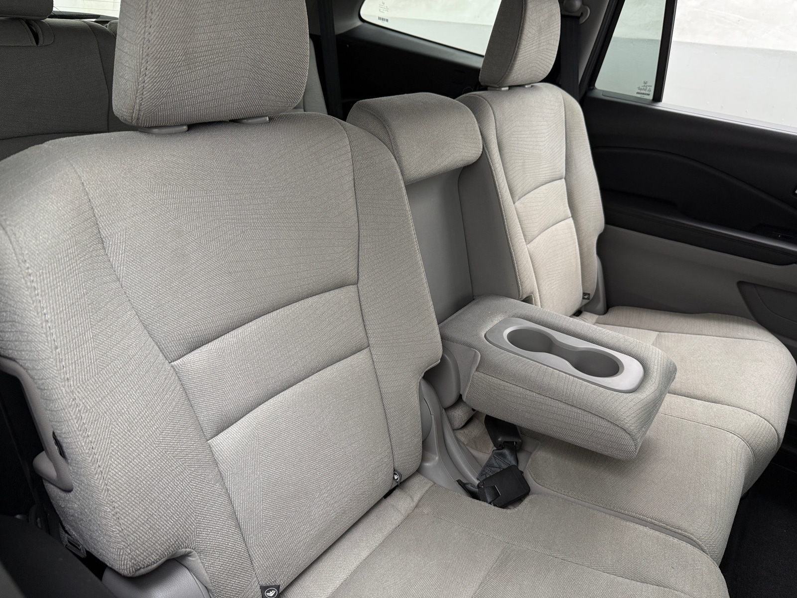 Thumbnail: 2017 Honda Pilot - 6