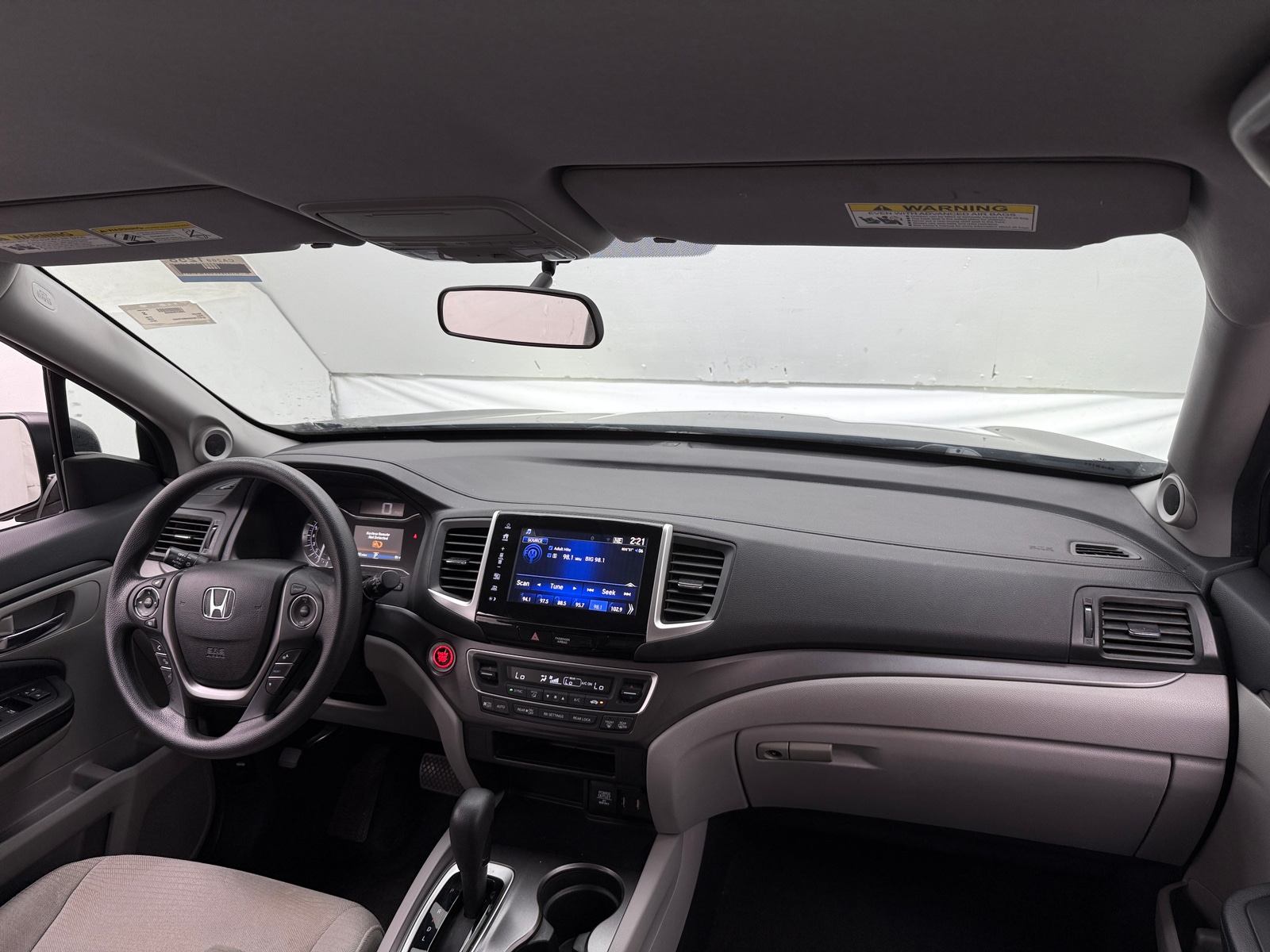 Thumbnail: 2017 Honda Pilot - 3