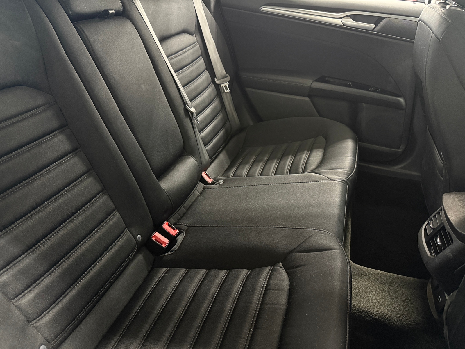 Thumbnail: 2016 Ford Fusion - 6