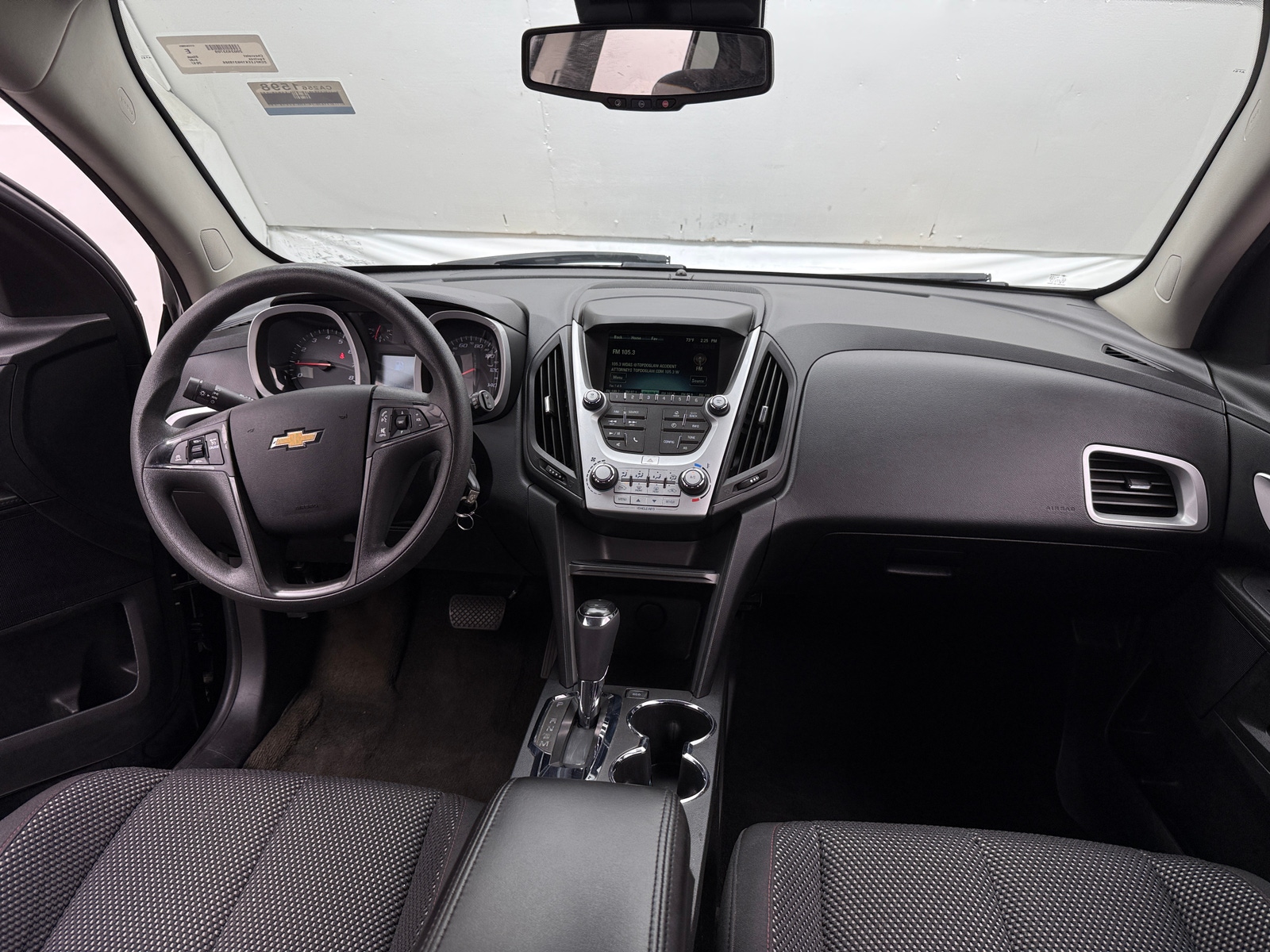 Thumbnail: 2017 Chevrolet Equinox - 3