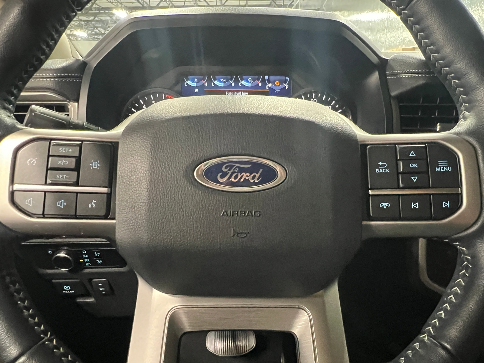 Thumbnail: 2023 Ford Expedition MAX - 4