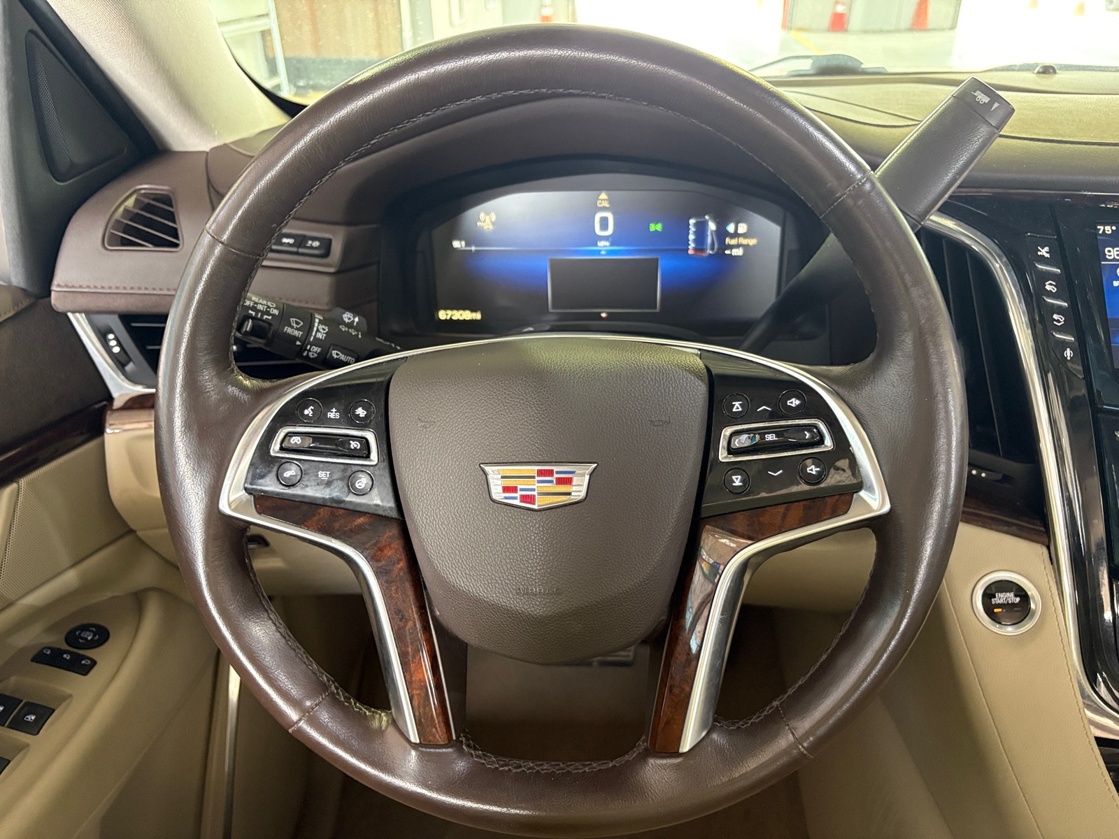 Thumbnail: 2015 Cadillac Escalade - 4