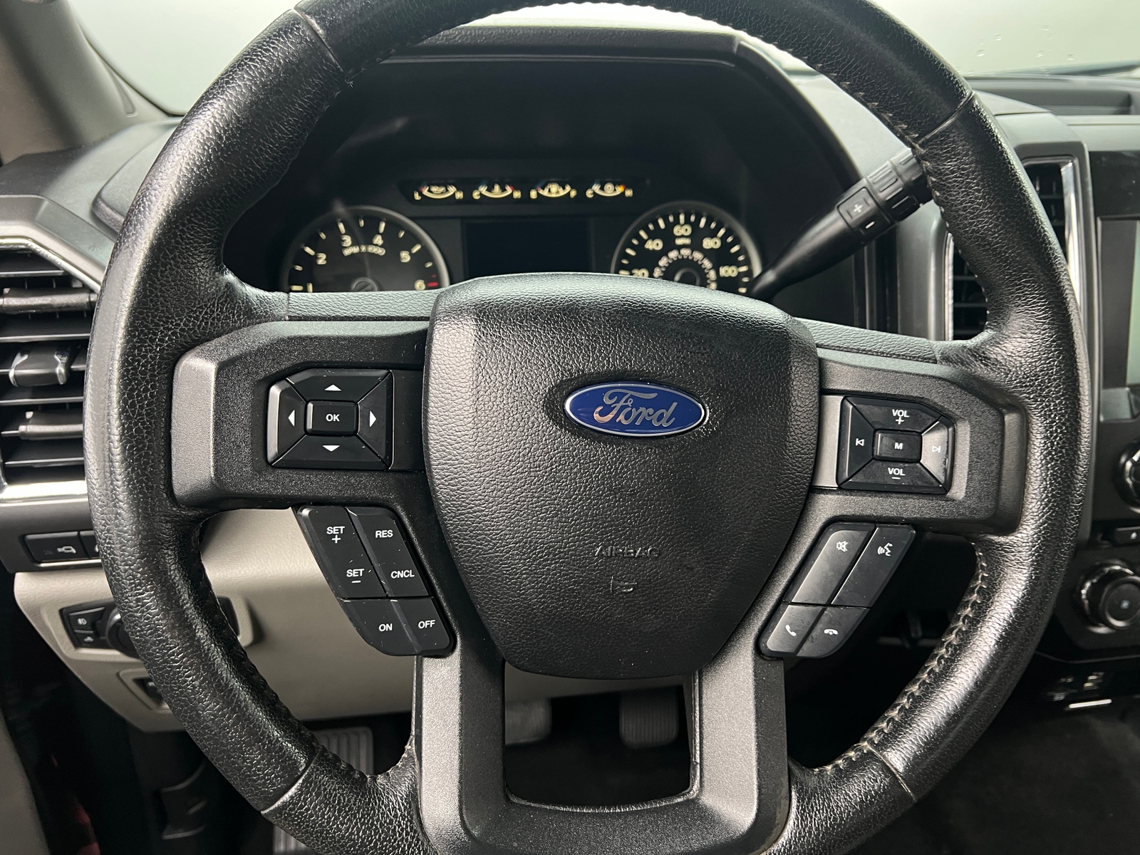 Thumbnail: 2015 Ford Econoline - 5