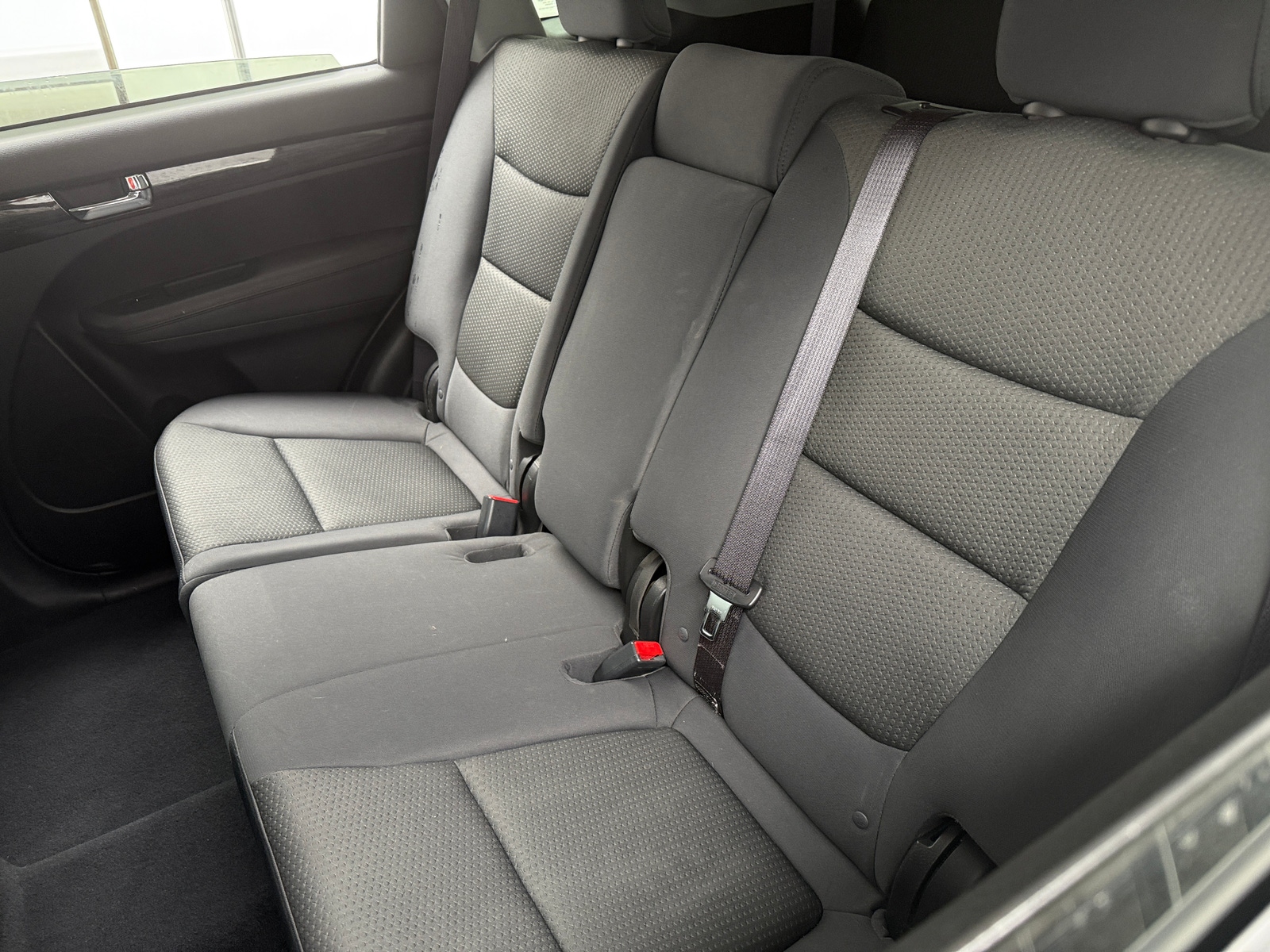 Thumbnail: 2012 Kia Sorento - 6