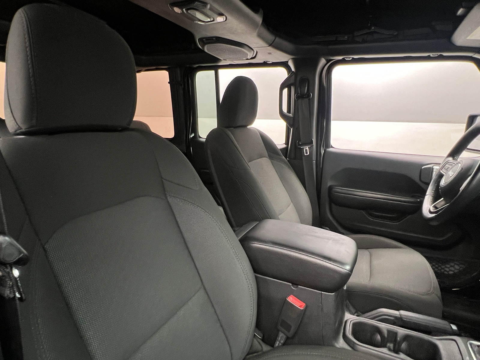 Thumbnail: 2019 Jeep Wrangler - 2