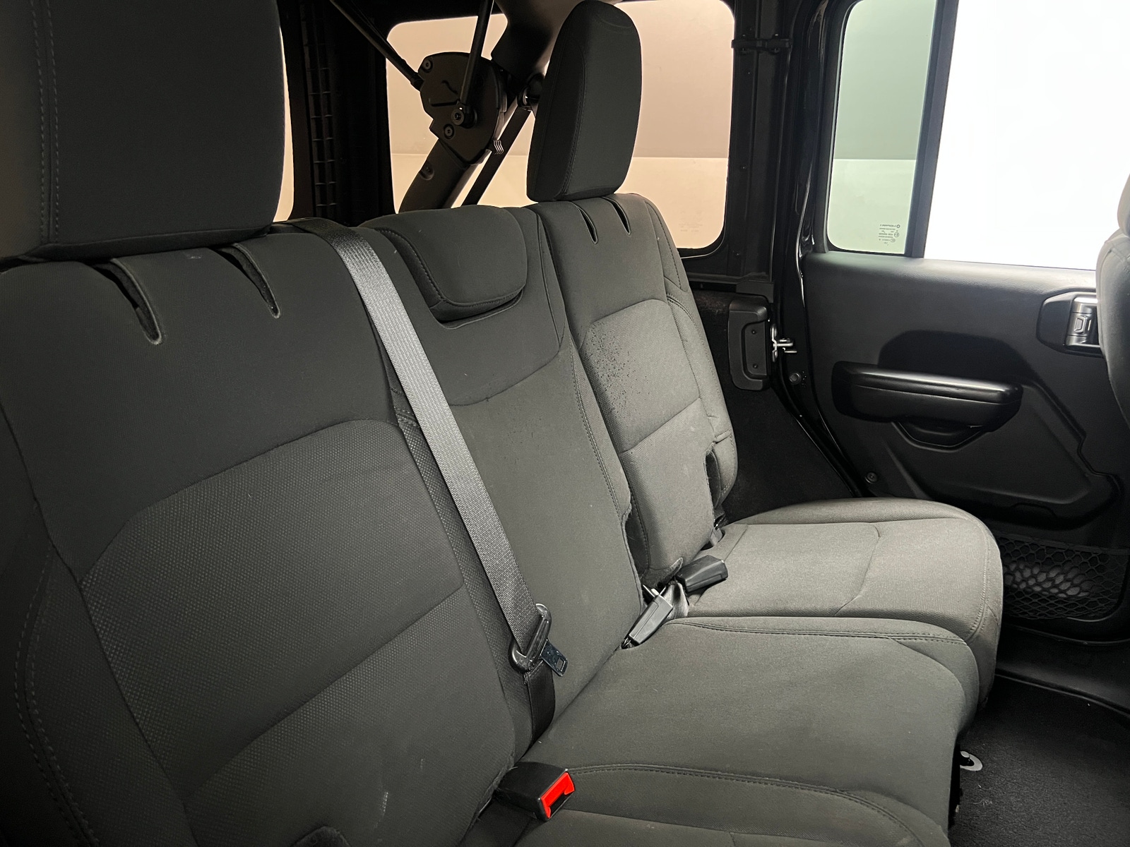 Thumbnail: 2019 Jeep Wrangler - 6